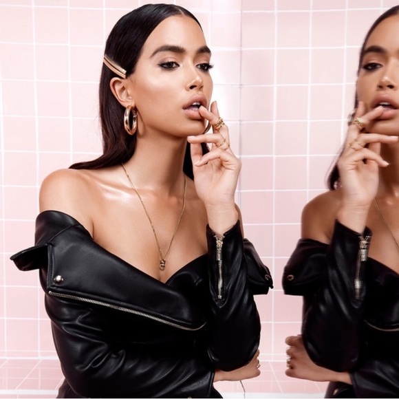 House of CB Romera Off Shoulder Black Jacket S - Picture 2 of 16